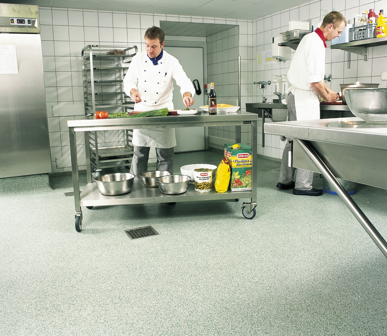 types-of-kitchen-flooring-for-commercial-installation